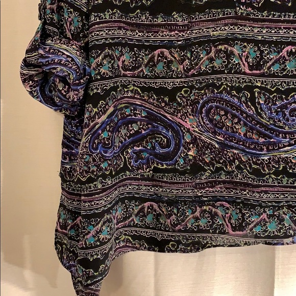 NWT Express Long sleeve tunic. Black w/multi color design XL. - Picture 6 of 11